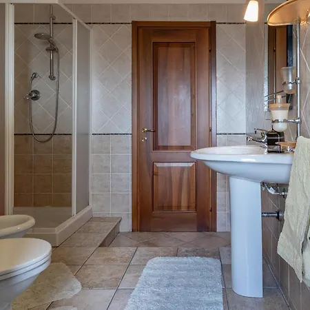 ベッド・アンド・ブレックファスト Acquario Dei Fralle