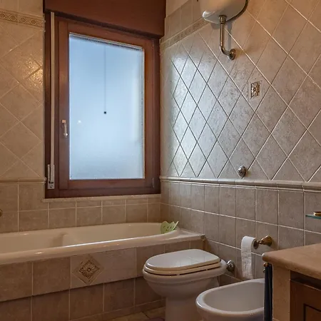 Acquario Dei Fralle ベッド・アンド・ブレックファスト オリスターノ